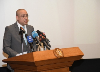 وزير الإسكان: زيادة نسبة تغطية مياه الشرب والصرف الصحى