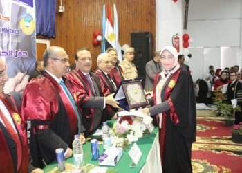 “تجارة طنطا” تحتفل بتخريج الدفعة 45