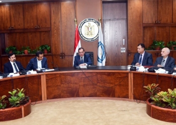 وزير البترول يرأس الاجتماع الأول للجنة العليا لمؤتمر ومعرض ايجبس 2020