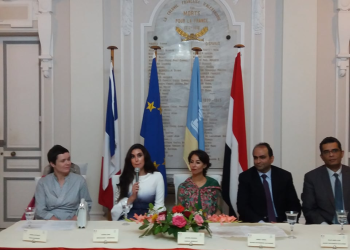 ياسمين صبري” أعشق الإسكندرية عن القاهرة ويجب الحفاظ على” الكورنيش من التلوث