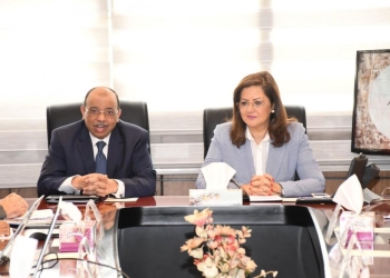 وزيرا التخطيط والتنمية المحلية يبحثان الموقف التنفيذي لبرنامج التنمية بالصعيد
