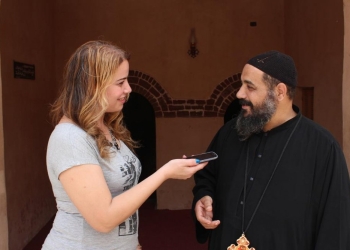 تعامد الشمس على مذبح مار جرجس بـ”كفر الدير”..كلاكيت سادس مرة