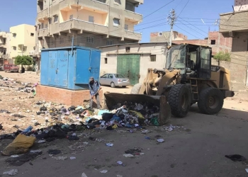 رفع 60 طن قمامة ومواد صلبة بمدن ومراكز البحيرة