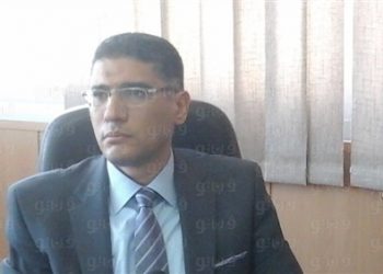 جهاز “القاهرة الجديدة” يطالب أصحاب المصانع والمحال التجارية بالمخالفة لقوانين الصرف الصناعي بتوفيق أوضاعهم