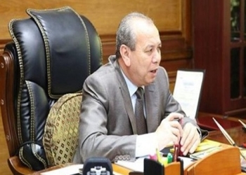 محافظ كفرالشيخ يحيل 7 موظفين بالمركز الطبى للتحقيق