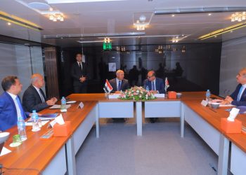 اجتماع بين وزيرا نقل مصر و الأردن لتعزيز العلاقات الثنائية