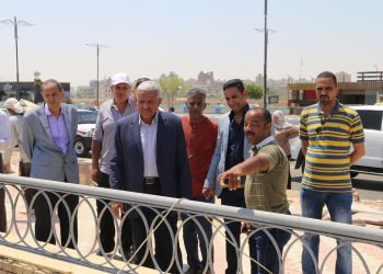 بالصور.. “صقر” يتفقد كورنيش السويس والمنطقة المحيطة بالاستاد الرياضي
