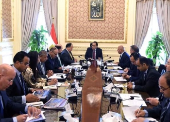 رئيس الوزراء يعقد إجتماعا لبحث مقترحات زيادة تنافسية الموانئ المصرية