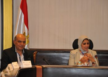 وزيرة الصحة تناقش تنفيذ مبادرة الرئيس لدعم صحة المرأة لإطلاقها يوليو القادم