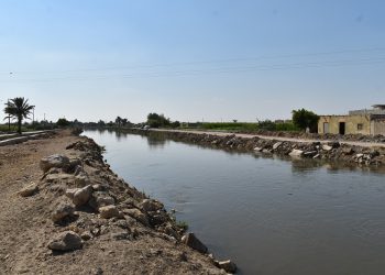 محافظ الفيوم يتفقد عددًا من الطرق بمركز “أطسا”