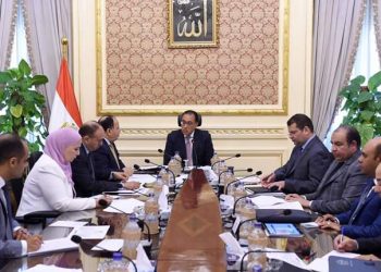 اجتماع لرئيس الوزراء لمراجعة معايير إعفاء غير القادرين على دفع اشتراكات منظومة التأمين الصحى الجديدة