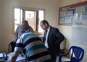 إحالة 128 موظفًا ومدرسًا للتحقيق بالبحيرة