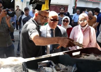 “الغضبان” فى حوار مع المواطنين : الإهتمام بتطوير الخدمات يشمل مختلف الأحياء دون تمييز