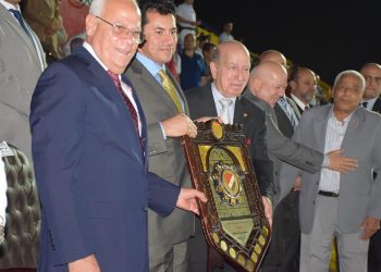 وزير الشباب والرياضة يشهد افتتاح بطولة الجمهورية للشركات ببور سعيد