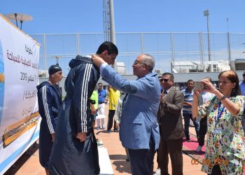 محافظ البحر الأحمر يشهد انطلاق فعاليات بطولة الصعيد للسباحة بنادي سينزو