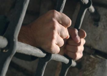 حبس مدعي لمده 5 سنوات لانتحاله صفه طبيب