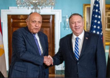 شكري” يلتقي بوزير الخارجية الأمريكي “بومبيو” في واشنطن للتباحث حول” آفاق العلاقات الثنائية ومستجدات الأوضاع في المنطقة