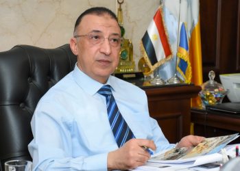 “حماية الشواطئ بالإسكندرية”: خلال شهر سيتم الانتهاء من توزيع وتخفيض منسوب ارتفاع الكتل الخرسانية ليكون بمستوى سور الكورنيش