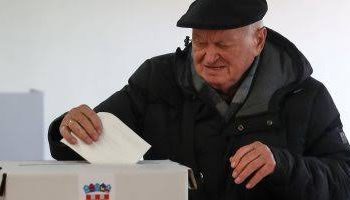 بدء الجولة الثانية من انتخابات الرئاسة في كرواتيا
