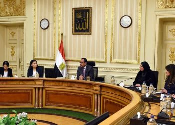 رئيس الوزراء يبحث سبل دعم أطر التعاون بين مصر وكوريا الجنوبية