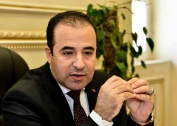 “اتصالات النواب” تدعو وزير التنمية المحلية لمناقشة أزمة ضعف شبكات المحمول بالمحافظات