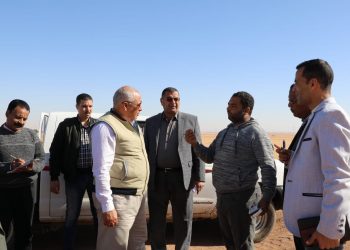 الزملوط يتفقد مشروعات الشباب الزراعية