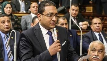 برلماني يطالب رجال الأعمال بالتبرع للأسر الفقيرة بمستلزمات الوقاية الطبية من فيروس كورونا