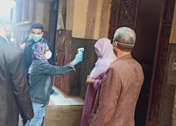 فريق تصدي سريع بقرية "الهياتم".. لمواجهة كورونا