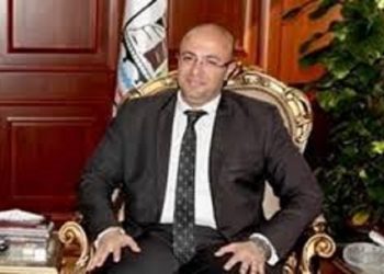 ضبط كحول وجل وكمامات مجهولة المصدر ببني سويف