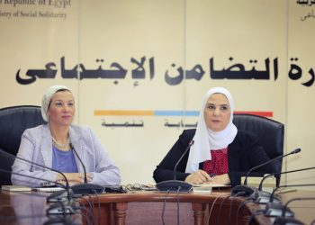 وزيرتا التضامن والبيئة يناقشان مشاكل العاملين في جمع وتدوير المخلفات