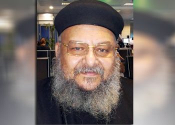القمص ميخائيل أنطون يشيد بالجهود المضنية للجنة توفيق أوضاع الكنائس