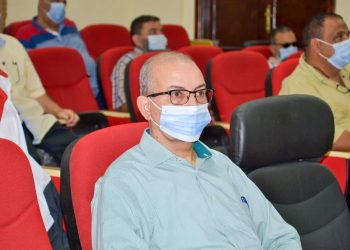 باهى يشهد اجتماع التقييم الذاتى لتحقيق جودة العملية الإمتحانية للثانوية العامة عبر الفيديو كونفرانس بمركز التطوير التكنولوجى