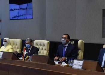 مدبولى : مصر تدعم المرحلة الانتقالية داخل السودان .. و تقف بجانب تطلعات الشعب السودانى