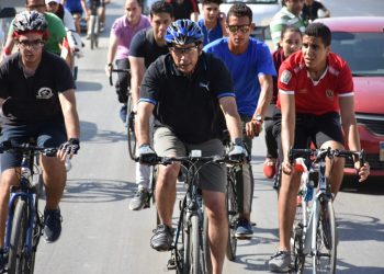 تحت شعار ” رياضتك.. مناعتك”.. وزير الرياضة يشارك ٥٠٠ متسابق في ماراثون الدراجات الهوائية