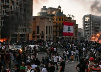 البابا فرنسيس يُصلي من أجل لبنان ويدعو الكنيسة لكي تكون قريبة من الشعب
