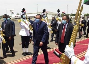 ننشر تفاصيل مباحثات رئيس الوزراء  مع نظيره السودانى