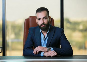 اقتصادي: خفض الفائدة على الشهادات البنكية قبلة حياة لقطاع العقارات