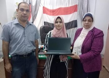 تكريم الأولى على الجمهورية بالثانوية الأزهرية