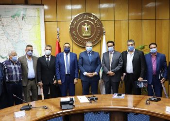 عمال لبنان يشكرون الرئيس السيسيعلى دعمه لبلادهم في حريق مرفأ بيروت