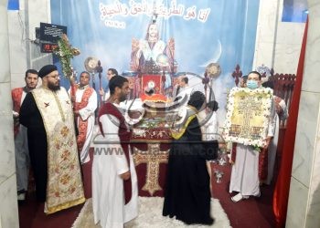 “سكرتير المجمع المقدس” يترأس عشية عيد الصليب
