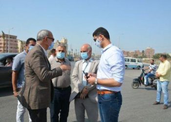 محافظ القليوبية يتفقد مشروع تطوير شركات البترول و الخصوص و بهتيم