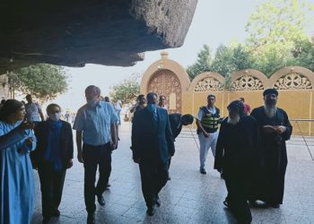 السفير الألماني يزور دير العذراء بدرنكة في أسيوط