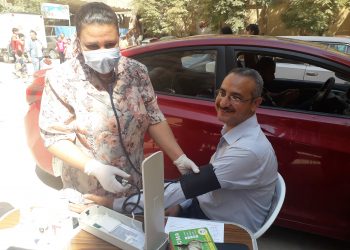 مركز أهالينا الطبى يطبق مبادرة الأمراض المزمنة بكنيسة العذراء وابى سيفين بقباء