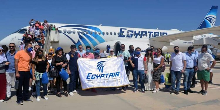 مصر للطيران تستكمل حملة “مش حنبطل نسافر” بمشاركة البنك التجاري الدولي – مصر CIB