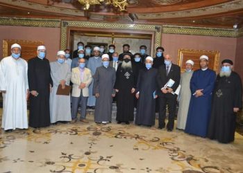 رجال الدين الإسلامي والمسيحي يجتمعون “في حب مصر” بمطرانية طنطا