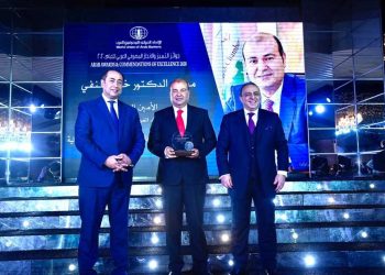 “خالد حنفي” ينال جائزة “التميز والإبداع العربي ٢٠٢٠”
