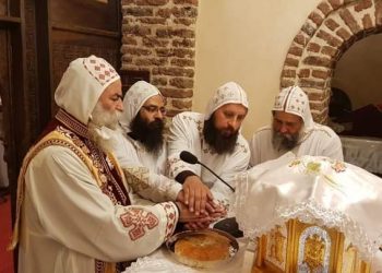 رسامة وترقية رهبان بدير الملاك ببرية الأساس في “نقادة”