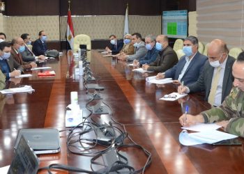 “الإسكان”: لجنة الحصر والتفاوض بمشروع تنمية الساحل الشمالي الغربي تبدأ أعمالها مع الشركات العاملة بالمنطقة