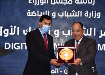 وزيرا الشباب والمالية يفتتحان مؤتمر الشباب والبنوك