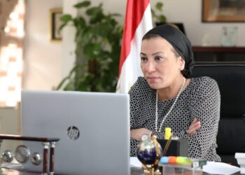 وزيرة البيئة : القيادة السياسية تولي اهتمامًا كبيرًا برفع الوعي البيئي لدى المواطنين
